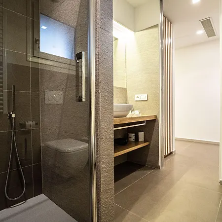 Bed & Breakfast Montepetrosu Charming House 4*