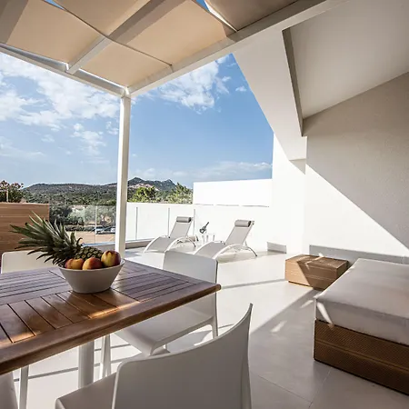 Montepetrosu Charming House Bed & Breakfast