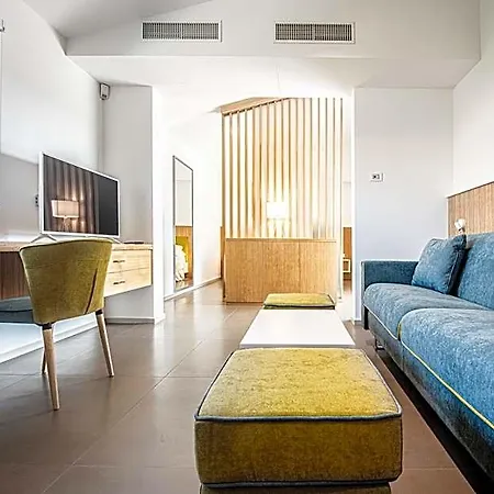 Montepetrosu Charming House B&B 4*