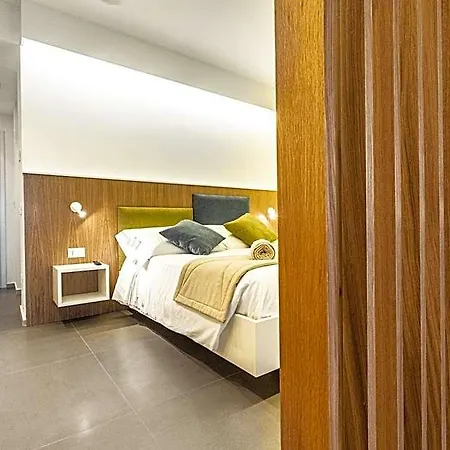 Montepetrosu Charming House B&B 몬테 페트로수