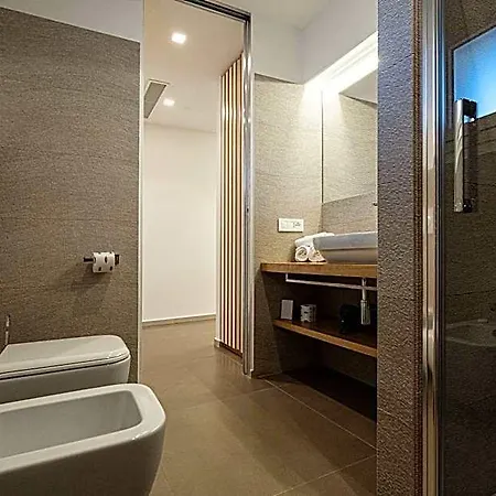 B&B Montepetrosu Charming House 몬테 페트로수
