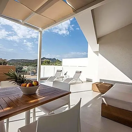 Montepetrosu Charming House 4* 몬테 페트로수